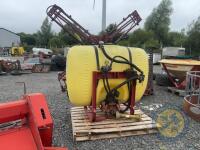 900 litre Hardi Sprayer - 4
