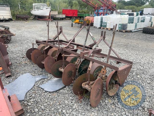 4 Row turnip planter