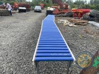 Blue conveyor roller table - 2