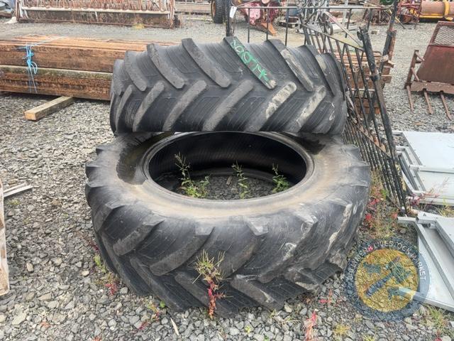 2x 520/70 R38 taurus tyres