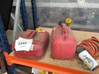 2x fuel cans