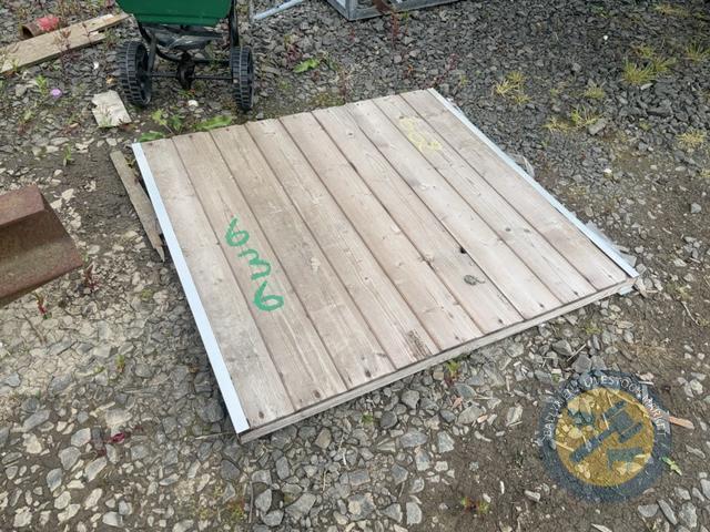 Wooden gate 1000mm wide x 1045 high