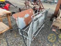 Sheep turnover crate