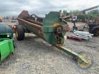 Axle & draw bar suitable to put 2 cubes on - 2