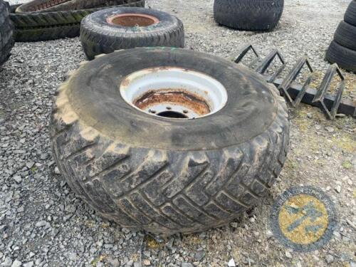 2x 20inch Russian slurry tanker wheels 8 stud