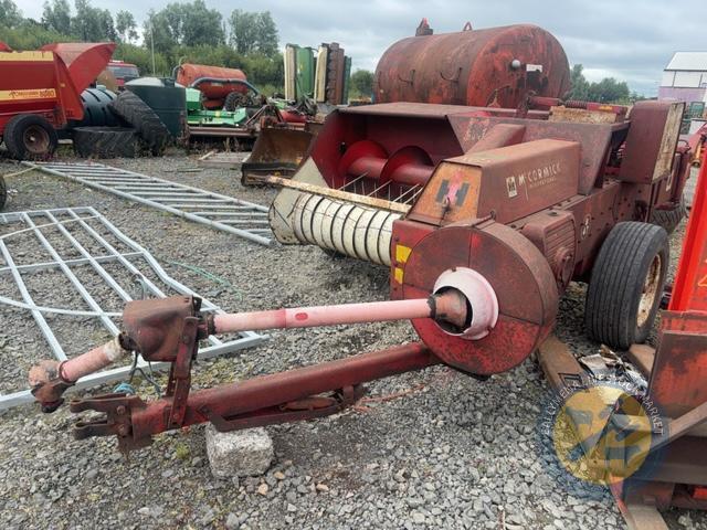 McCormick B47 International baler with shaft & handbook