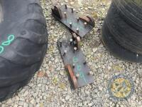 Set of Euro brackets for sheargrab
