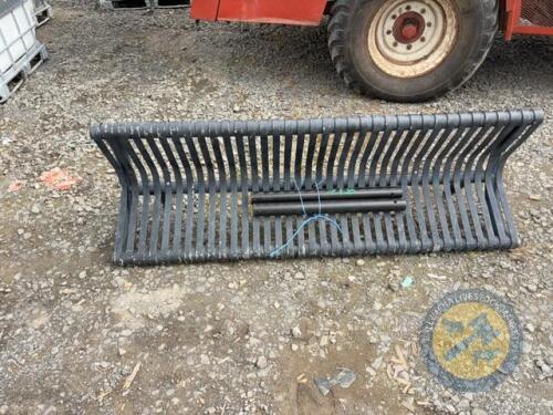 Heay duty garden bench seat