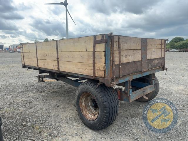Tipping trailer 12'x6' with super single tyres. New oil seal in ram