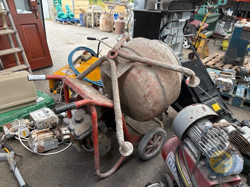 Cement mixer