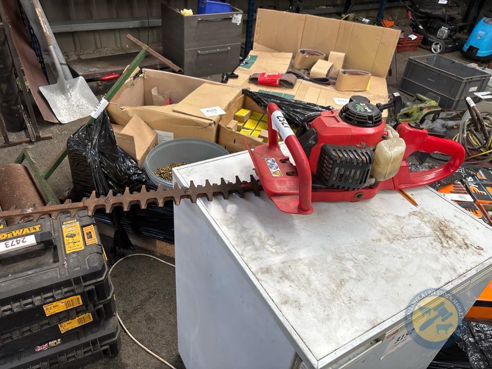 Hedge trimmer