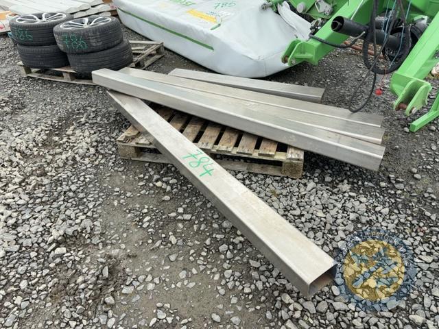 4 lengths fo stainless box section 7ft 150x100x 1 1.3 long 150x 100 stainless box section