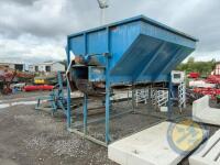 Blue spud hopper & box tipper - 2