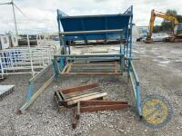 Blue spud hopper & box tipper - 5