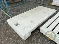 8" Single sloping cubicle base - 2