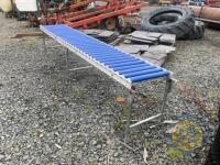 Blue conveyor roller table - 2