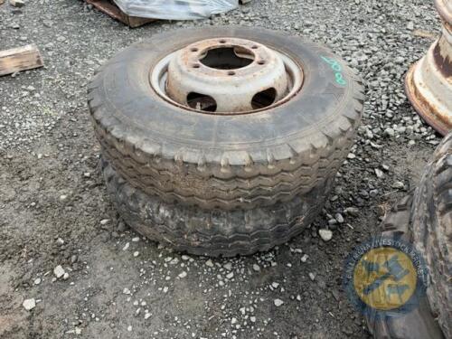 750 x 16 tyres & rims