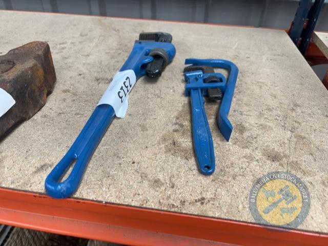 2x Stil saws & nail bar