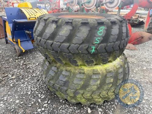 2 russian tyres on rims