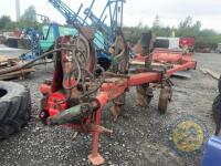3 Furrow reversible plough 14inch - 2