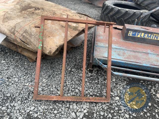Creep gate