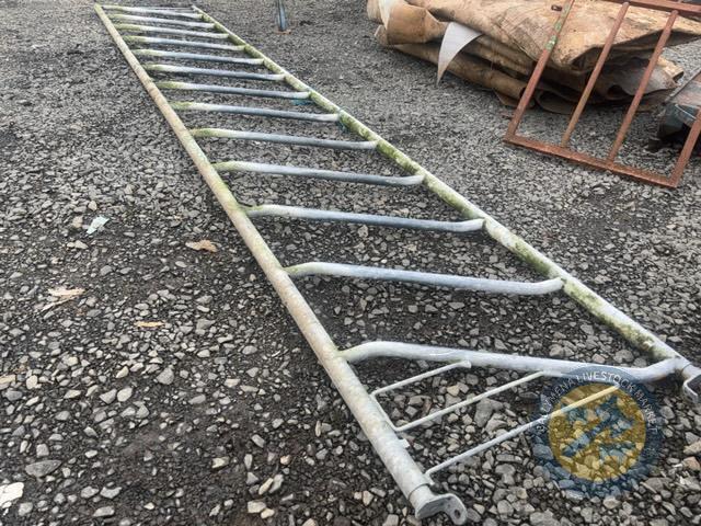 Teemore feed barrier