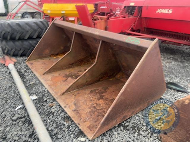 8ft heavy duty grain bucket with matbro brackets