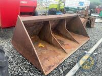 8ft heavy duty grain bucket with matbro brackets - 2