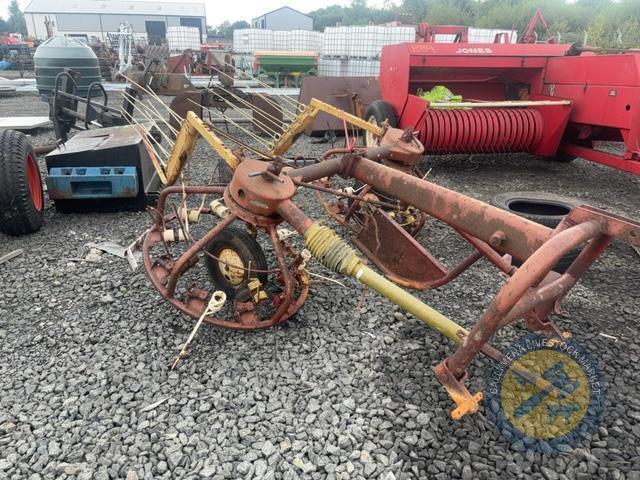 Haybob with shaft