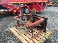 Large saw with belt - 2