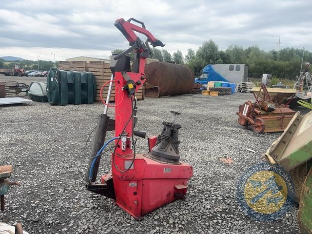 Tyre changer
