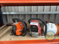 2x chain saws
