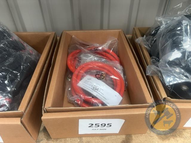 2x gas regulators`