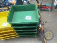 6 green parts trays - 2