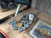 Chain & padlock