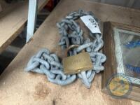 Chain & padlock - 2