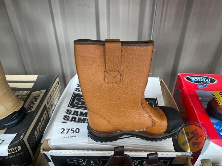 Sampson oil & heat resistant boots size 6