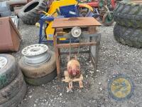 Small bench saw - 2