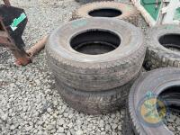 2x 265/70/15 tyres - 3