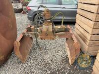 Hydraulic grab - 5