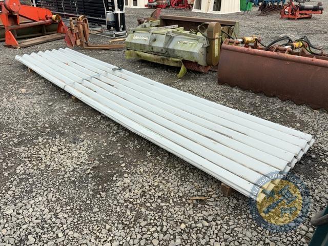 4x heavy duty perspex sheets 17x3'6 wide