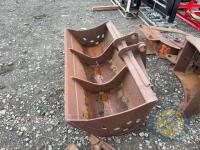 1800 sheugh bucket 60mm pins - 4