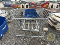 Hay silage feeder - 2