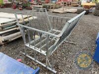 Hay silage feeder - 4