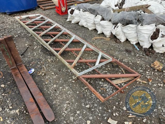 3x cattle feed barriers
