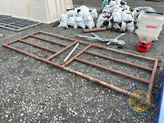 Heavy duty calf creep gate