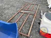 Heavy duty calf creep gate - 4