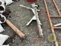 Combine side knife & attachment bracket - 3
