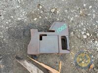 2x International tractor weights - 2