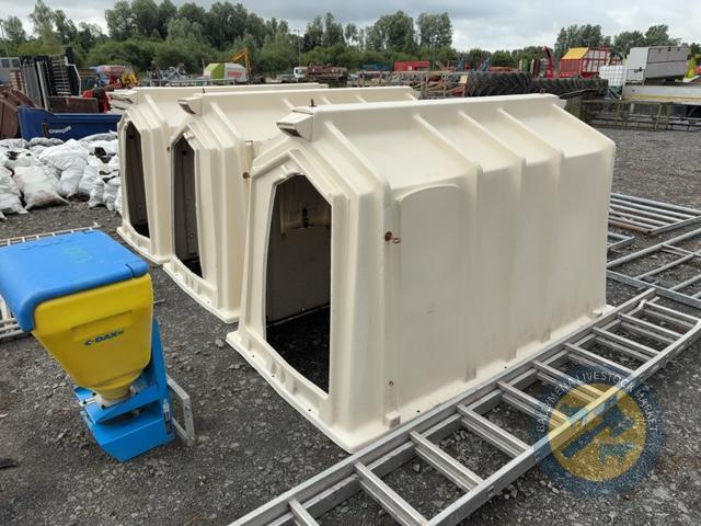 3x Calf tel calf hutches & bucket holders